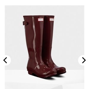 maroon tall adjustable back Hunter rain boots!
